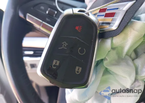 2021 Cadillac Xt4 Awd Luxury z USA, uszkodzony, nr VIN 1GYFZBR43MF001738